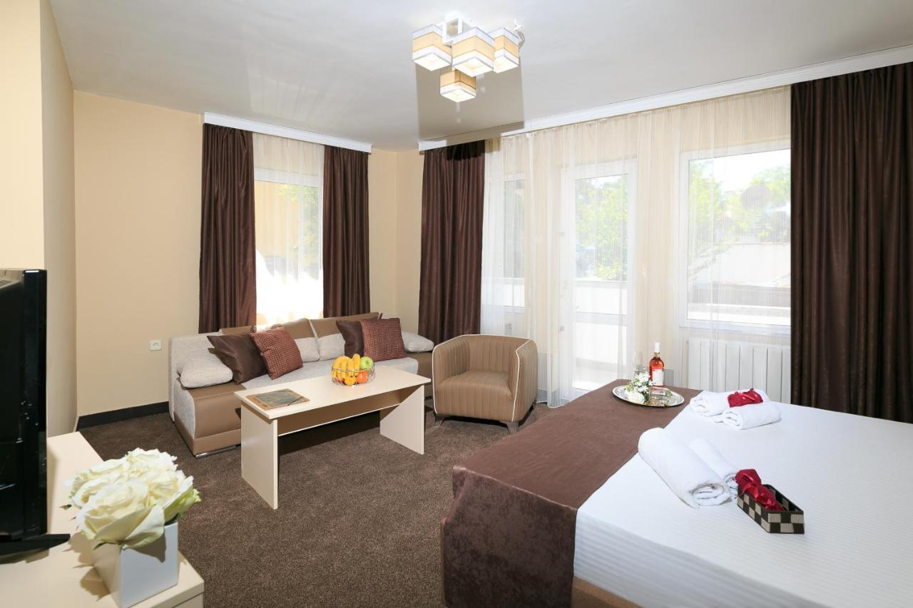 Hotel The White House Plovdiv Exterior photo